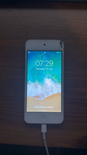 Apple ipod touch silver - 6g,